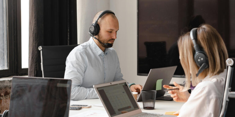 AI Communication in Action: How ComRes Improves Every Conversation